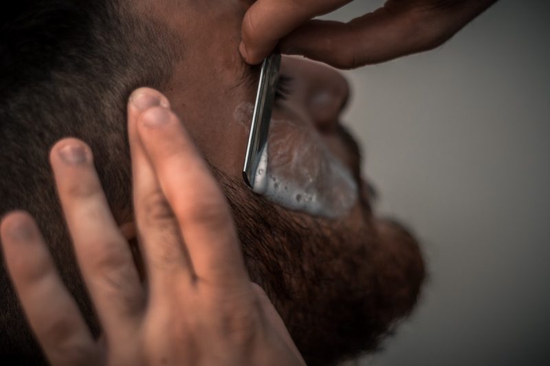 Simple strategies to get rid of beard dandruff for good