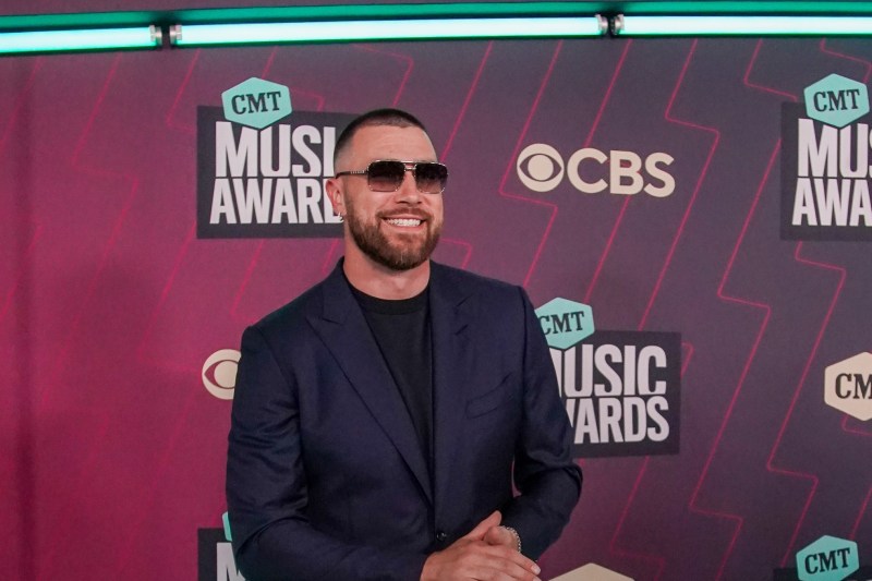 Acquire the look: Your info to the Travis Kelce haircut