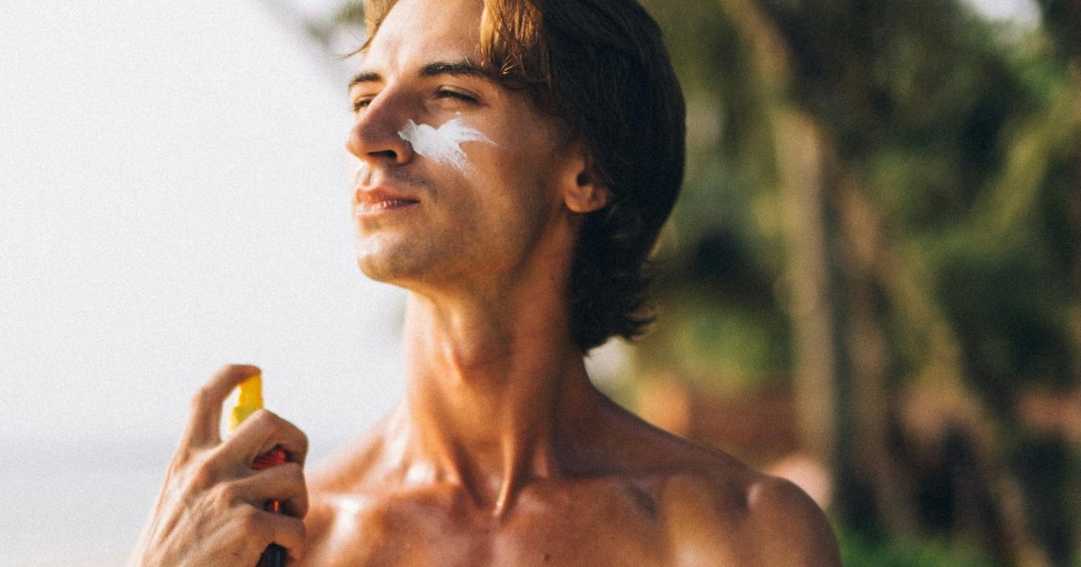 The perfect spray sunscreens for healthful pores and pores and skin all season prolonged